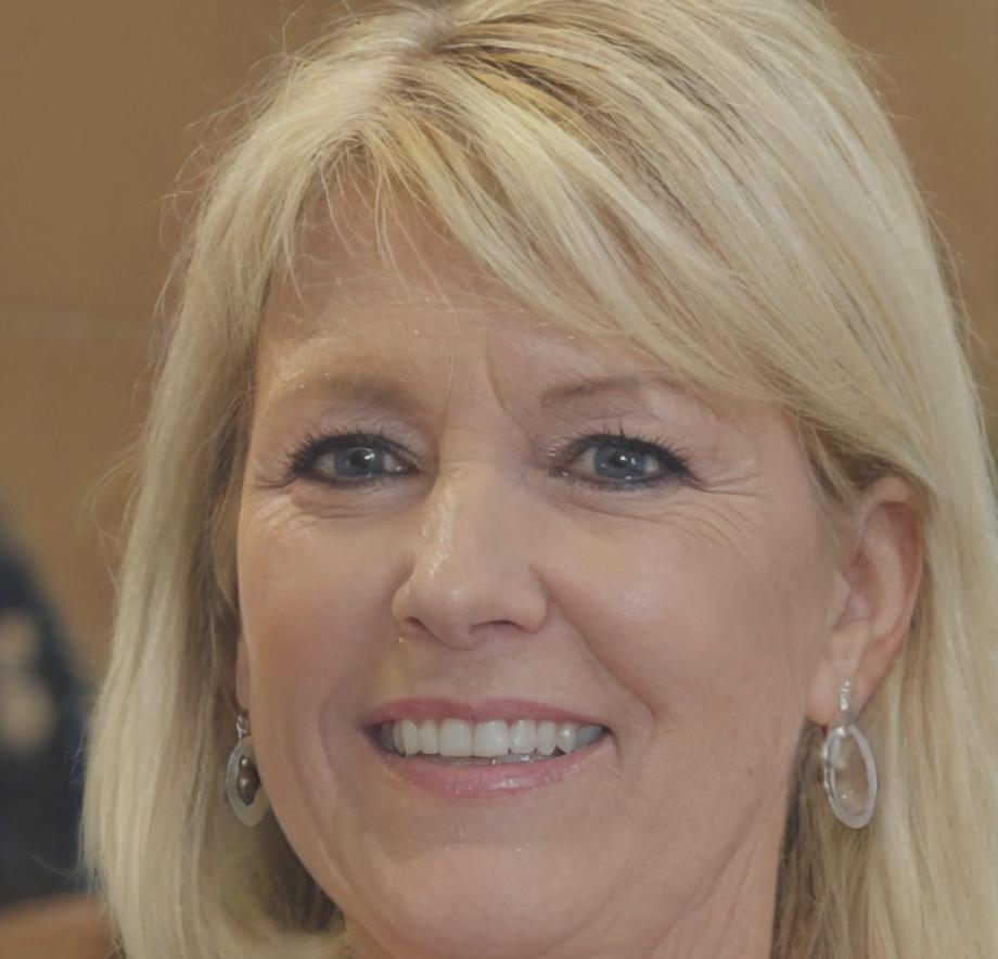 Ritratto professionale di Chiara Montesano